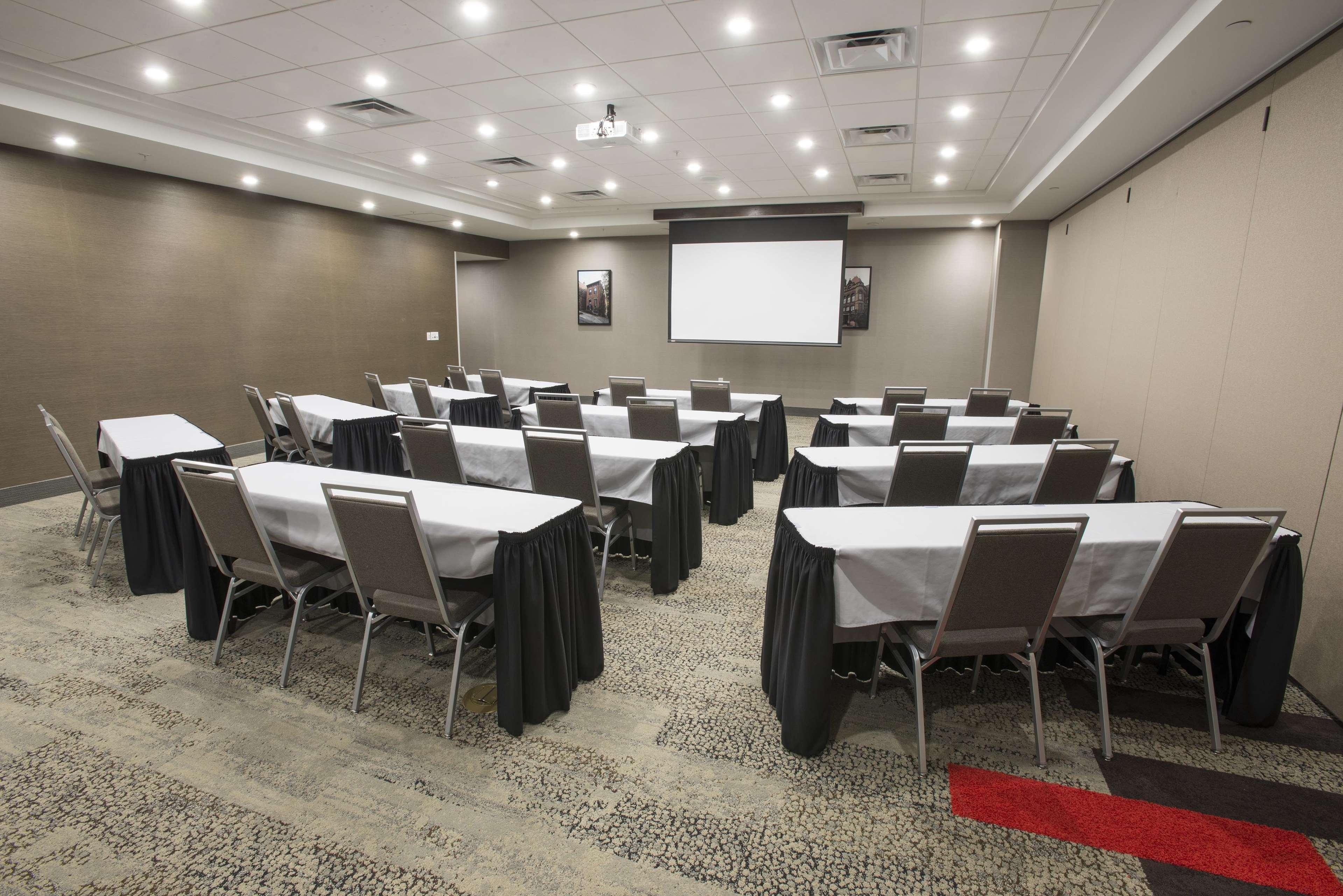 Hampton Inn&Suites - Cincinnati/Kenwood, OH Silverton Buitenkant foto