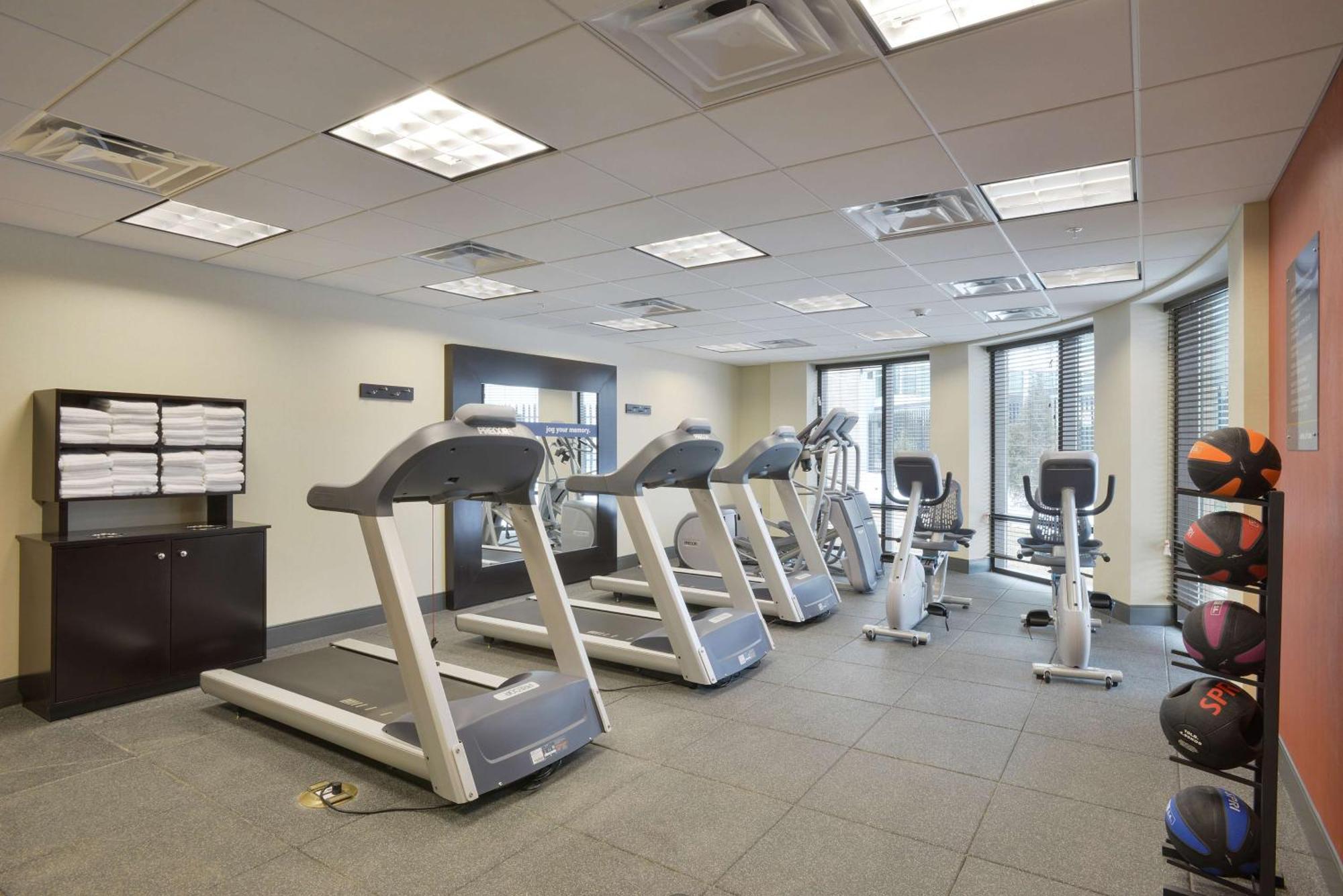Hampton Inn&Suites - Cincinnati/Kenwood, OH Silverton Buitenkant foto